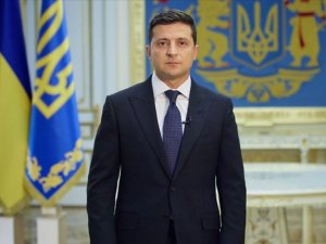 Ukrayna Devlet Başkanı Zelenskiy Halka Sesleniş Konuşmasını İlk Kez Rusça Yaptı