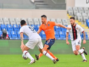 Başakşehir’in Galibiyet Hasreti 6 Maça Çıktı
