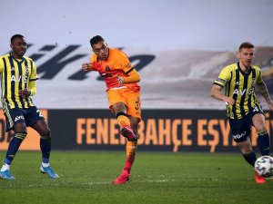 Süper Lig: Fenerbahçe: 0 - Galatasaray: 1 (Maç Sonucu)