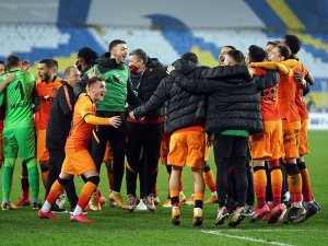 Galatasaray’dan Üst Üste 5. Galibiyet