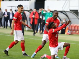Kayode, Ligde 224 Gün Sonra Gol Attı!