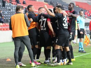 Süper Lig: Gaziantep Fk: 2 - Göztepe: 0 (Maç Sonucu)