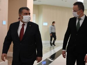 Bakan Koca, Macaristan Dışişleri Ve Dış Ticaret Bakanı Szijjarto İle Görüştü