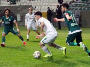 Tff 1. Lig: Giresunspor: 2 - Bursaspor: 1 (İlk Yarı Sonucu)