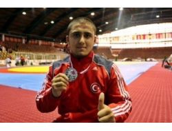 Milli Güreşçimiz Dünya 2. Oldu