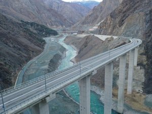 Artvin’de Baraj İnşaatları İle Birlikte Ulaşım Ağıda Yenileniyor