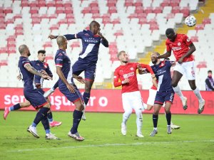 Ziraat Türkiye Kupası: Dg Sivasspor: 0 - Fta Antalyaspor: 0 (İlk Yarı)