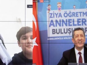Bakan Selçuk Bu Kez Velilerle Buluştu