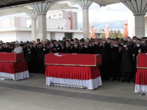 Pençe Kartal-2 Harekatı Şehitleri Başkent’te Son Yolculuğuna Uğurlandı