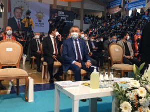 “Başka Ülkelerden Medet Umanlar, Hadsiz Açıklamalara Zil Takım Oynayan Basiretsizler Var”