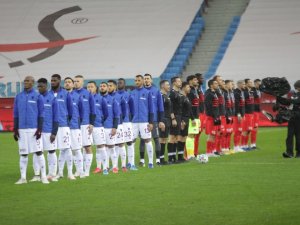 Süper Lig: Trabzonspor : 0 - Gaziantep Fk: 0 (İlk Yarı)
