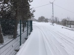 Silivri’de Yolların Kapanmaması İçin Çalışmalar Sürüyor