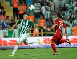 Timsah Tur Peşinde
