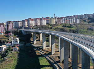 Karadeniz Sahil Yolu'nun Trabzon geçişinde trafiği rahatlatacak projenin yüzde 60'ı tamamlandı