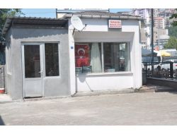 Kendi Yaptığı Muhtarlık Binası İmara Aykırı Bulununca İlk Çekici Kendi Vurdu
