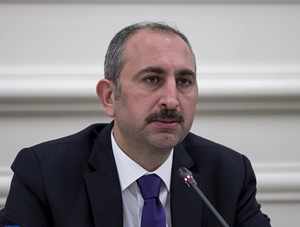 Adalet Bakanı Gül, 13 bin 202 yeni personel alımı yapılacağını açıkladı
