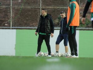 Hakan Keleş: “Bu Maçı Kazanırsak Süper Lig’e Yüzde 80 Yaklaşmış Olacağız”