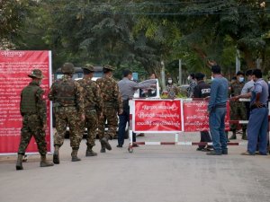 Myanmar Ordusuna Ait Facebook Ve Instagram Hesapları Yasaklandı