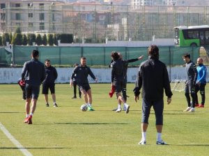 Denizlispor, Beşiktaş Maçının Hazırlıklarını İstanbul’da Tamamladı