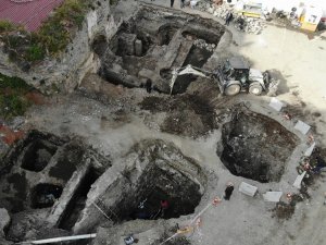 Yerin 4 Metre Altında Çıktı, Roma Dönenime Ait Olduğu Belirlendi
