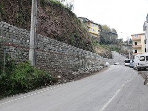 Rize'de Taş Duvar Yaptırılacaktır