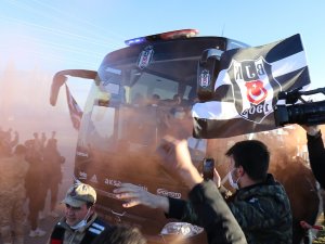 Beşiktaş’a Malatya’da Coşkulu Karşılama
