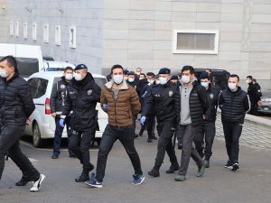 Suç Örgütü Operasyonu: Aralarında Emniyet Müdür Yardımcısının Da Bulunduğu 31 Kişi Adliyede