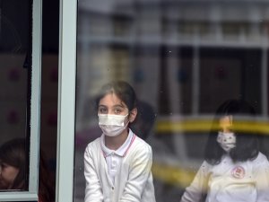 Öğrenciler Sınıflarına Kavuştu