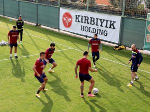 Alanyaspor Kötü Gidişatı Durdurmak İstiyor