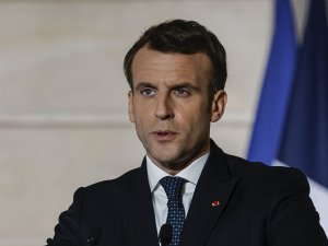 Macron, Cezayirli Avukatın Fransız Ordusunun İşkencesiyle Öldürüldüğünü Kabul Etti