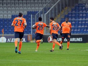 Başakşehir Ligde 10 Maçtır Galip Gelemiyor