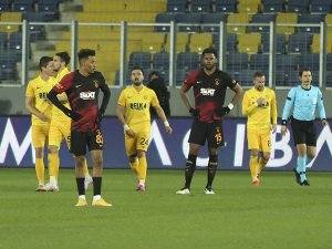 Lider Galatasaray Sonuncu Ankaragücü’ne Mağlup Oldu
