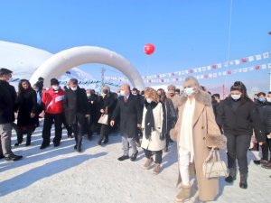 Ağrı Kar Ve Buz Festivali Coşkuyla Kutlandı