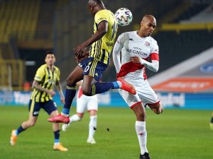Süper Lig: Fenerbahçe: 0 - Fta Antalyaspor: 1 (İlk Yarı)