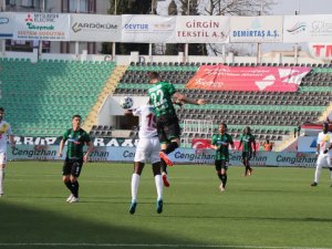 Süper Lig: Denizlispor: 2 - Yeni Malatyaspor: 1 (İlk Yarı)