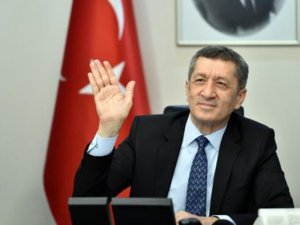 Bakan Selçuk: “Vatandaşlarımızdan Ricam Okullarımızı Ve Çocuklarımızı Düşünerek Kontrollü Davranmaları”