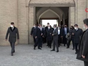 Bakan Çavuşoğlu, Özbekistan’ın Tarihi Hive Kentini Ziyaret Etti