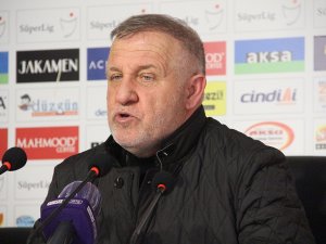 Mesut Bakkal: "Ben Mücadelen Vazgeçmem Oyuncularım Da Vazgeçmeyecek"