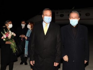 Milli Savunma Bakanı Akar Romanya’ya Gitti