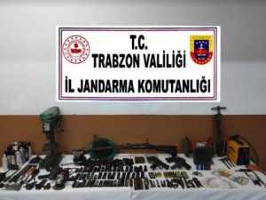 Trabzon’da Kaçak Silah Atölyesine Baskın