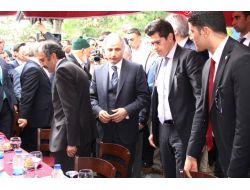 Bakan Ala’nın Bayramlaşma Programında Yağmur Sürpriz