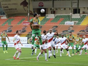 Süper Lig: Aytemiz Alanyaspor: 4 - Ftav Antalyaspor: 0 (Maç Sonucu)
