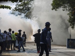 Myanmar’da Darbeciler 1 Protestocuyu Daha Öldürdü