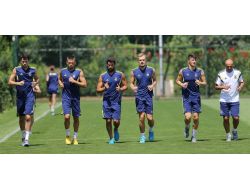 Fenerbahçe Yeni Sezon Hazırlıklarını Sürdürüyor