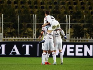 Süper Lig: Fenerbahçe: 1 - Gençlerbirliği: 2 (Maç Sonucu)