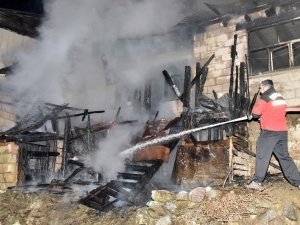 Gümüşhane’de Ev Yangını