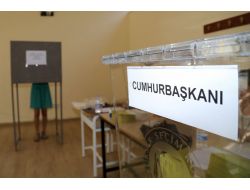 Cumhurbaşkanlığı Seçimi İçin Kktc’de Oy Verme İşlemi Başladı