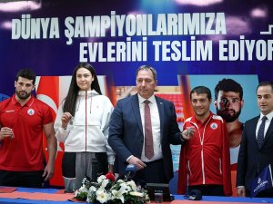 Dünya Şampiyonları Evlerine Kavuştu