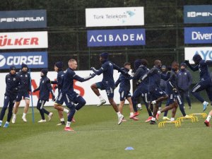 Fenerbahçe Derbi Hazırlıklarını Sürdürdü