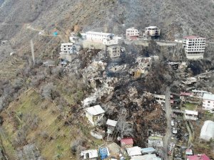Artvin’de 60 Hanenin Yandığı Köy Havadan Görüntülendi